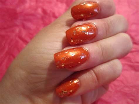 Blatherings About All Things Pretty: Orange glitter nails