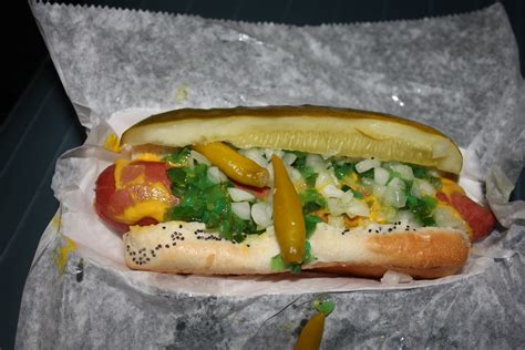 Chicago style hot dog | O'Hare Airport | Navin75 | Flickr