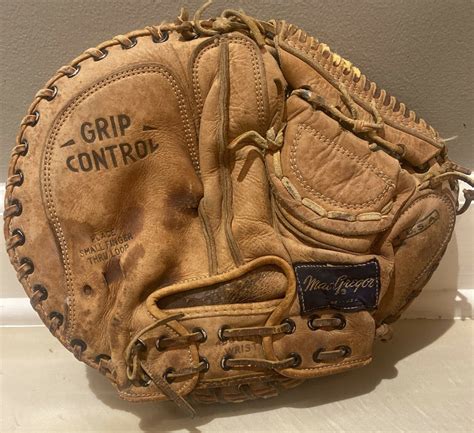 vintage MacGregor catchers baseball glove