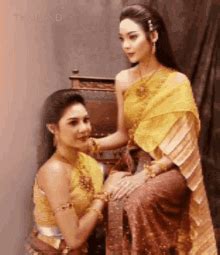 นางสาวไทย Thai Traditional Dress GIF - นางสาวไทย Thai Traditional Dress Ayutthaya - Discover ...