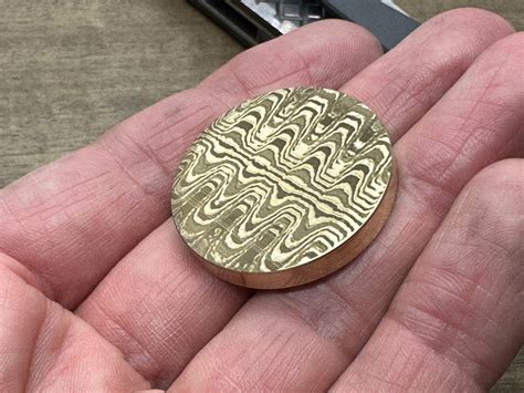 3 Sizes RIPPLE engraved Brass Worry Coin – Metonboss