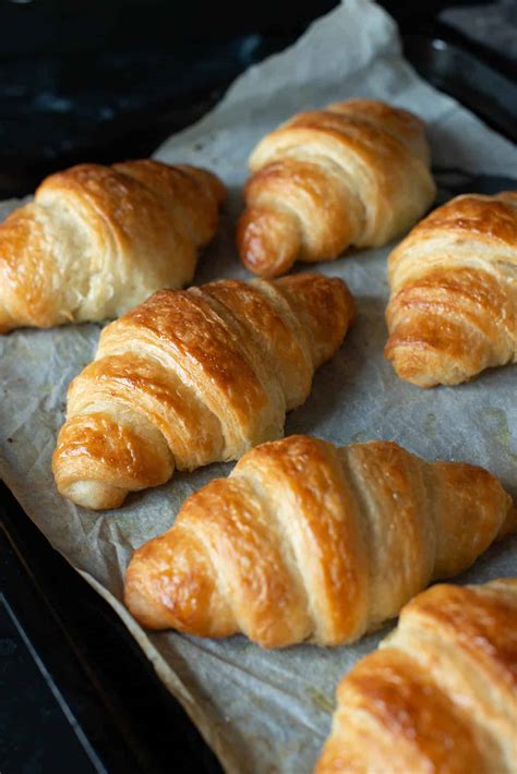 Vegan Chocolate Croissants (Vegan Pain Au Chocolat) - Carlo Cao