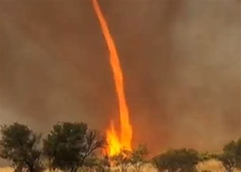 An Amazing Tornado Fire Is Caught On Video In The Australian Outback ...