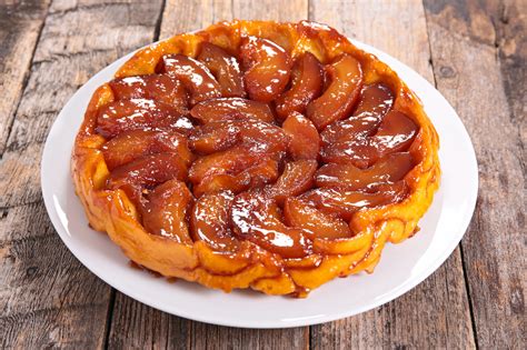 French Apple-Tarte-Tatin Recipe | V-Kitchen