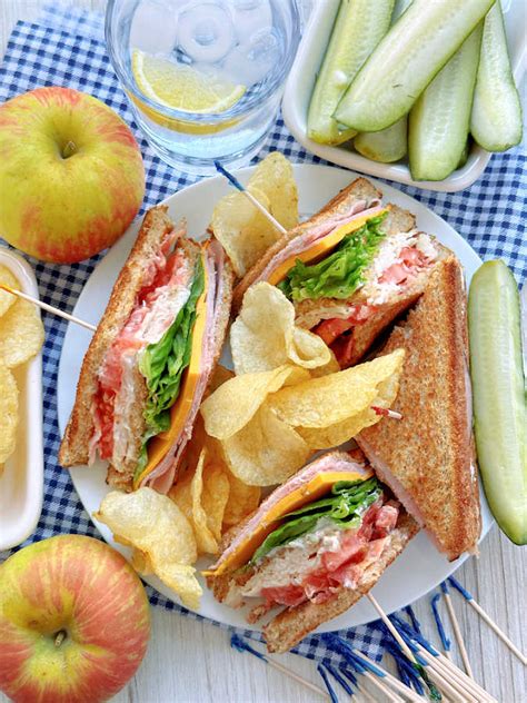 Clubhouse Sandwich - Foodtastic Mom