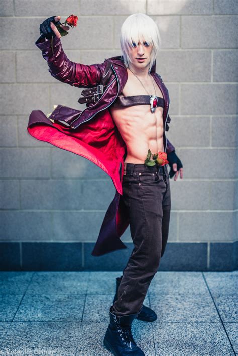 Dante is BACK - Devil May Cry 3 London MCM 2015 by LeonChiroCosplayArt on DeviantArt