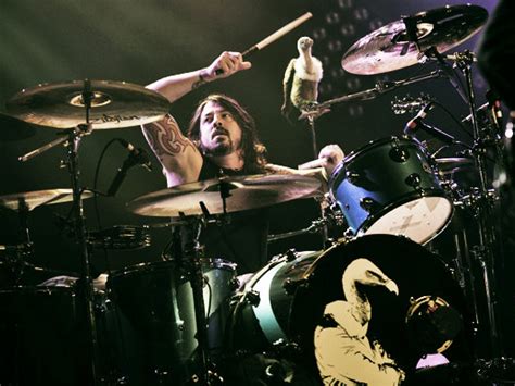 Magazine Highlight: Dave Grohl Drums