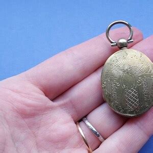 Antique Front and Back Engraved Locket - Etsy