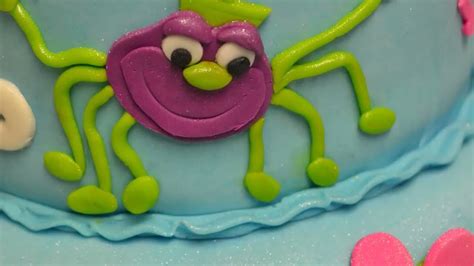 GiggleBellies Custom Cake - YouTube