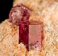 Category:Red beryl - Wikimedia Commons