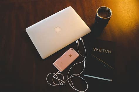sketchbook, mobile, smartphone, desk, Laptop, iPhone, technology, book | Piqsels