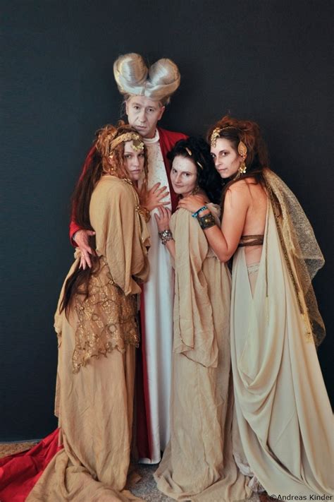 Dracula’s brides – Mohmoh's costume portfolio