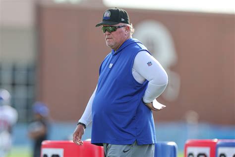 Giants defensive coordinator Don "Wink" Martindale resigns