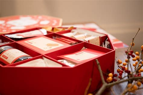 Baoji Chinese new year Tea & Snacks Gift Box packaging on Behance | Tea ...