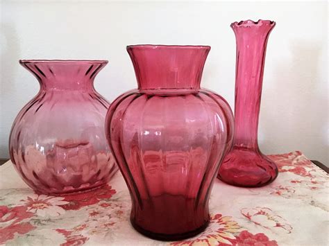 Vintage 1980's Pilgram Cranberry Art Glass Ribbed Optic Vases - Set of 3 by Shabadashery on Etsy ...