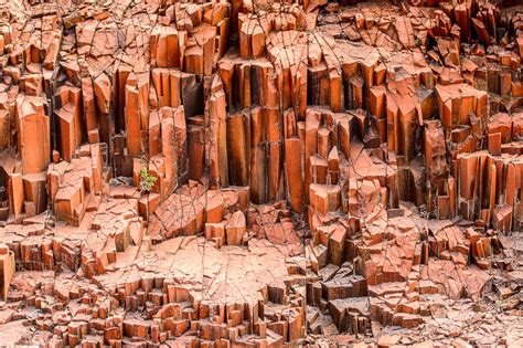 Rock Art & Rock Formations of Damaraland - Kated