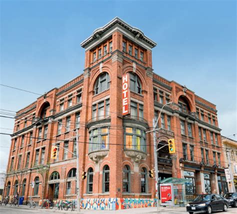 Call to Artists: Art for Gladstone Hotel Rooms – Akimbo