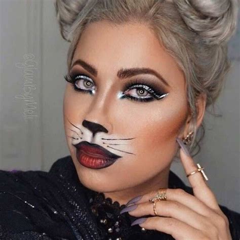 11 Black Cat Makeup Ideas for Halloween at CherryCherryBeauty.com | Cat halloween makeup ...