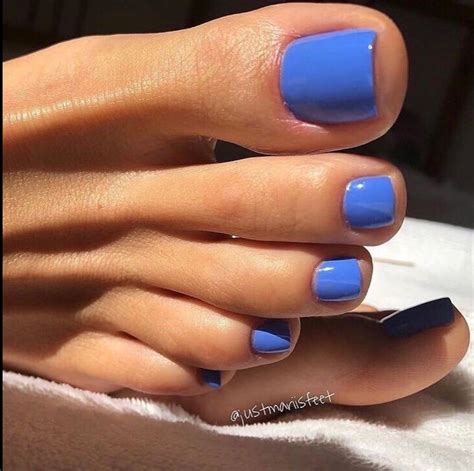 11 Of The Prettiest Summer Toe Nails - The Glossychic | Summer toe ...