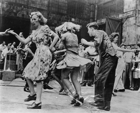 Vintage Swing Photos (page 1) - Yehoodi.com | Swing dance, Vintage dance, Dance photos