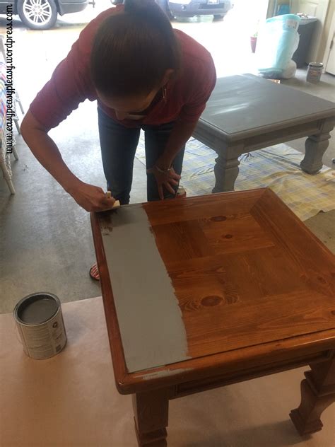 Перекрасить деревянный стол своими руками - фото