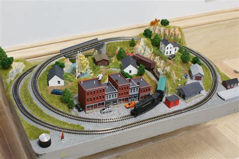 Tell a Ho train model layouts | diy Rail road