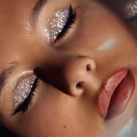 Silver Glitter Eye Makeup, Glitter Makeup Looks, Rhinestone Makeup ...