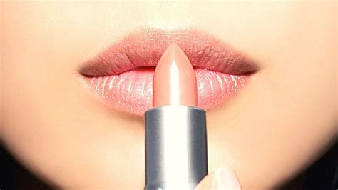 12 Best Natural & Organic Lipstick Brands for a Colourful Pout for 2021