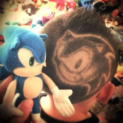 Sonic The Hedgehog Haircut on Fanboy Fashion.