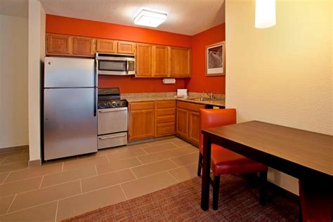 Pet-Friendly Hotels in Fort Wayne, IN | Residence Inn