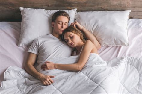 Cuddling In Bed: The Best Positions and How To Cuddle | Dreams