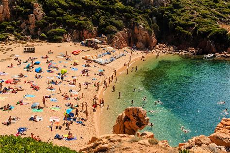 Spiaggia di Li Cossi | Costa Paradiso. 41°02'49.4"N 8°56'08 ...