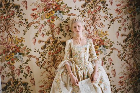 18th Century Fashion. Marie Antoinette & Haute Couture