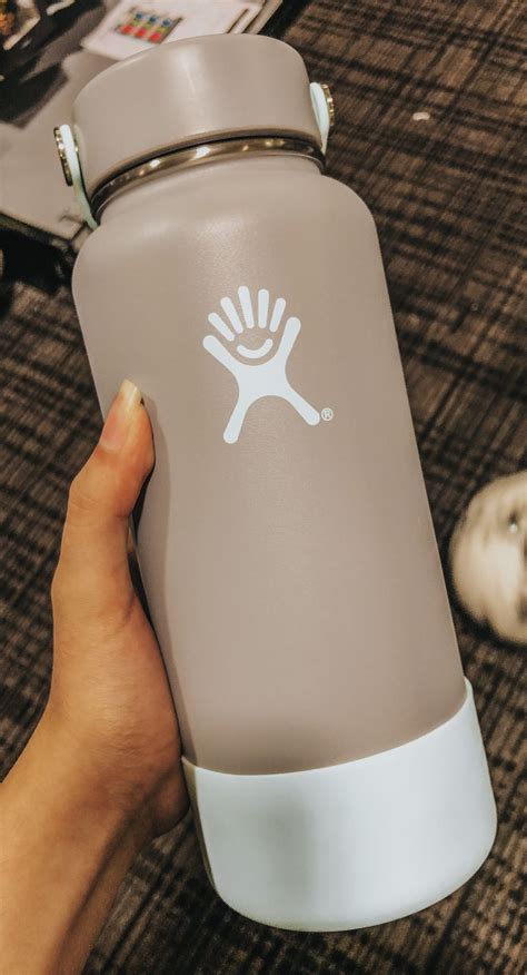 pinterest: melissalopez0 ☆ | Hydro flask water bottle, Trendy water bottles, Flask water bottle