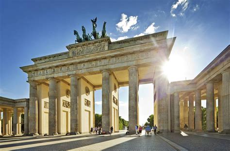 Brandenburg Gate, The Berlin City Heart - Traveldigg.com