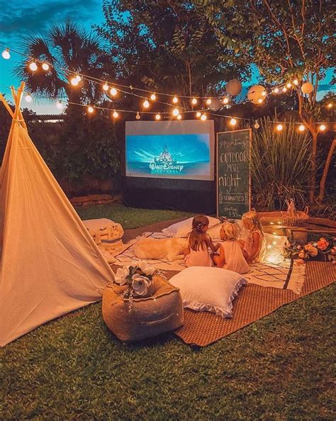 21 DIY Outdoor Movie Screen Ideas For A Magical Backyard | Ngoài trời ...