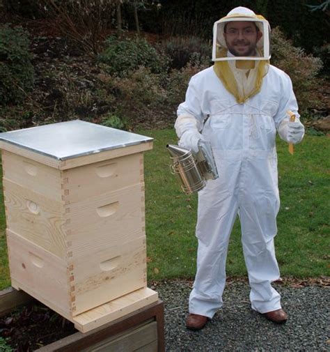 Beekeeping Equipment Quick Start Kit | Bee keeping, Bee hive, Beekeeping equipment