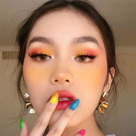 𝐉𝐄𝐒𝐒𝐈𝐂𝐀 𝐕𝐔 on Instagram: “ready 4 summer 🥭 filmed this chili mango inspired look ft. @uomabeauty ...