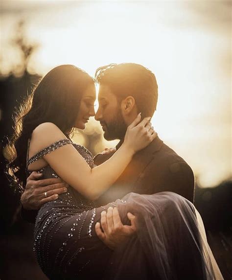 30+ Wedding poses and pre-wedding photography poses to check out before ...