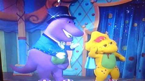 Barney's Super Singing Circus Part 3 - YouTube