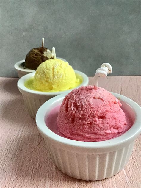 "Dreamy Sweet Scoops of Ice Cream set inside of reusable, oven-safe ...