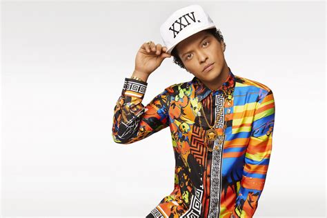 Bruno Mars, tour review: Stellar showman on sensational form | London Evening Standard