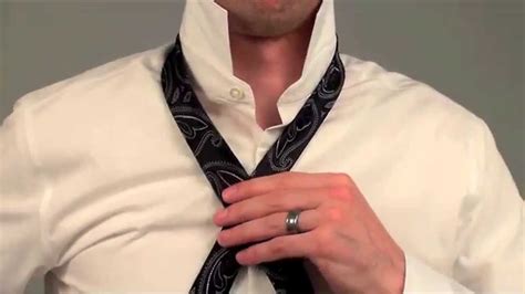 How To Tie A Tie Step By Step For Beginners