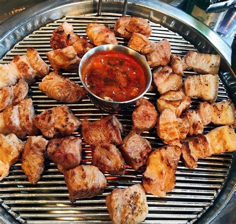 Best black pork in Jeju — Tasting the super delicious specialty “Black ...