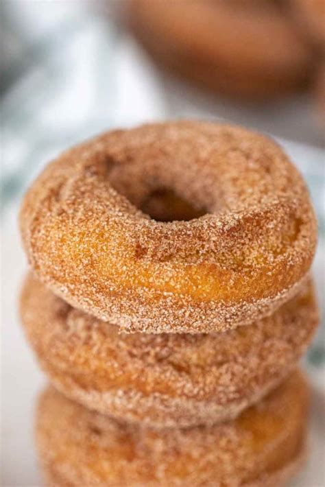 Pumpkin Donuts - stetted