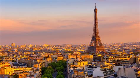 Panoramic sunset view and skyline of Paris with Eiffel Tower, France ...
