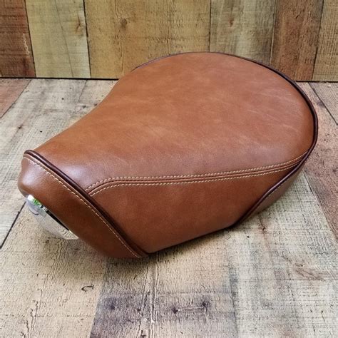 Honda Super Cub Seat Cover C125 Caramel – Cheeky Seats Scooter Seat Covers