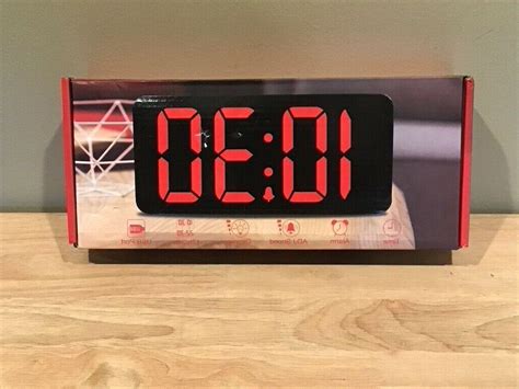 Dreamsky Large Digital Display Alarm Clock with USB