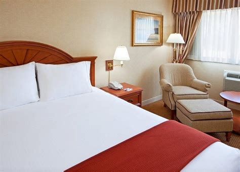 Rockville Centre Hotel - Photo Gallery