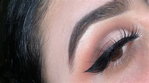 Cut Crease Tutorial - YouTube